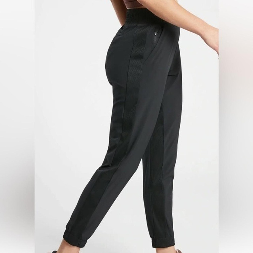 Athleta Brooklyn Jogger Pants Women Size 2 Black Stretch Zip Pocket Gym Active - Picture 9 of 9